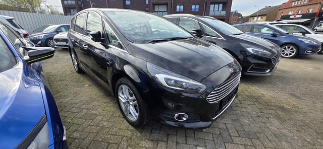 Ford S-MAX 2.0 Eco Boost Aut.Titanium LED ACC Key-Free 7 Sitzer 