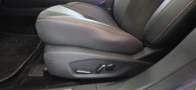 Ford Mondeo Turnier 2.0 EcoBlue Aut. ST-Line AHK Navi LED ACC 