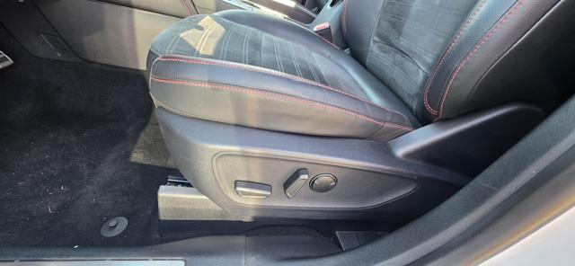 Ford Kuga 2.5 Duratec PHEV ST-LINE X ACC LED Head-Up 