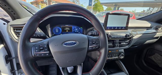 Ford Kuga 2.5 Duratec PHEV ST-LINE X ACC LED Head-Up 