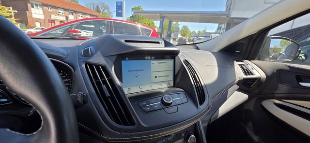 Ford Kuga 2.0 TDCi 2x4 Vignale ACC TWA Pano Navi 