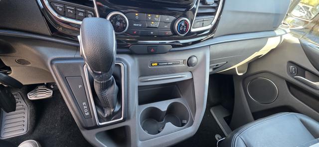 Ford Tourneo Custom 320 L1H1 VA Autm. Active AHK Camera Standheizung 