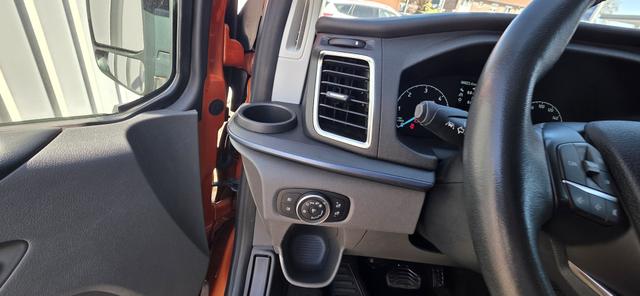 Ford Tourneo Custom 320 L1H1 VA Autm. Active AHK Camera Standheizung 