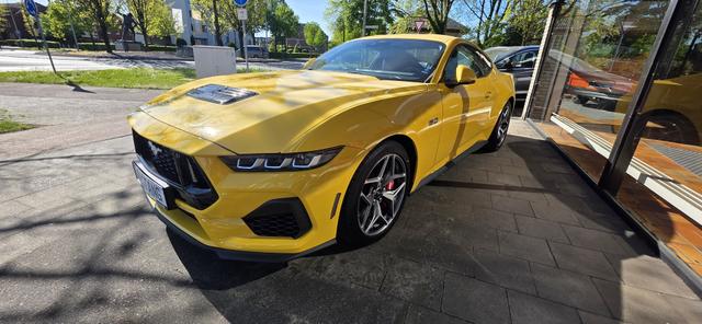 Ford Mustang Fastback 5.0 Ti-VCT V8 Aut. GT 19 Zoll LED Navi 