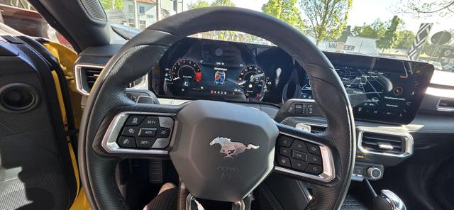 Ford Mustang Fastback 5.0 Ti-VCT V8 Aut. GT 19 Zoll LED Navi 