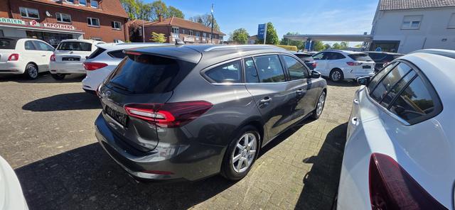 Ford Focus Turnier 1.5 EcoBlue Titanium Style S/S 