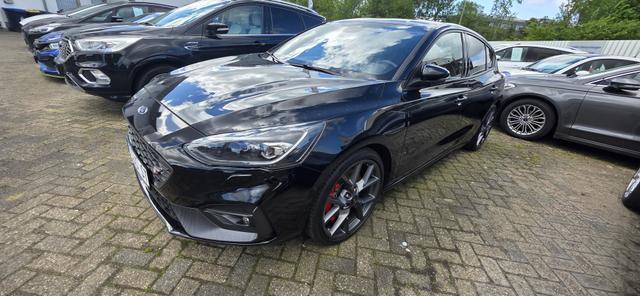 Ford Focus - 2.3 EcoBoost S&S ST mit Styling-Paket ACC Camera