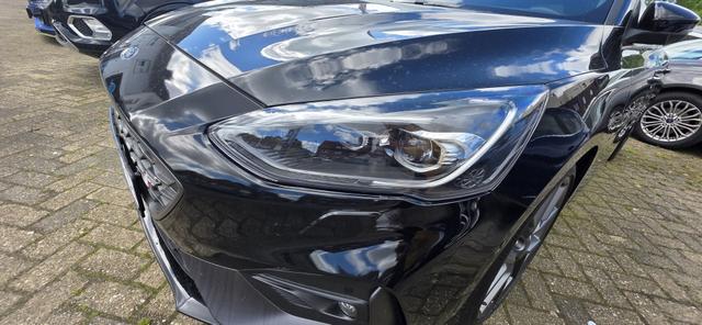 Ford Focus 2.3 EcoBoost S&S ST mit Styling-Paket ACC Camera 