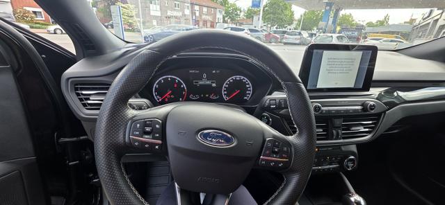 Ford Focus 2.3 EcoBoost S&S ST mit Styling-Paket ACC Camera 