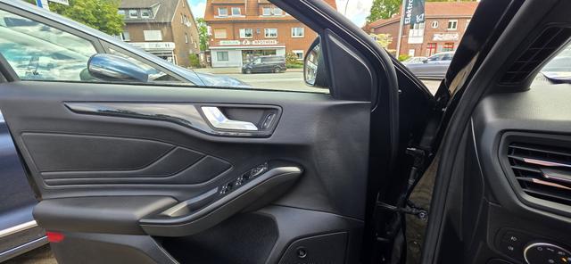 Ford Focus 2.3 EcoBoost S&S ST mit Styling-Paket ACC Camera 