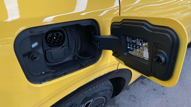 Ford Capri Electric 77kWh RWD Premium Fahrerassistenz-Paket 
