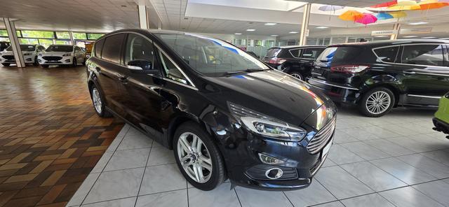 Ford S-MAX 2.0 Eco Boost Aut.Titanium LED Key-Free 7 Sitzer 