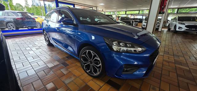 Ford Focus - 1.5 EcoBoost St-Line LED Winter-Paket Navi