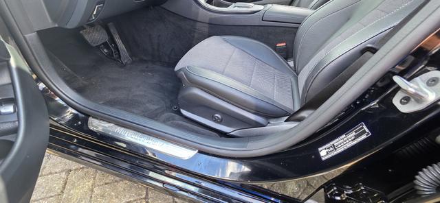 Mercedes-Benz E-Klasse T-Modell 300 e T 9G-TRONIC Avantgarde ACC LED 