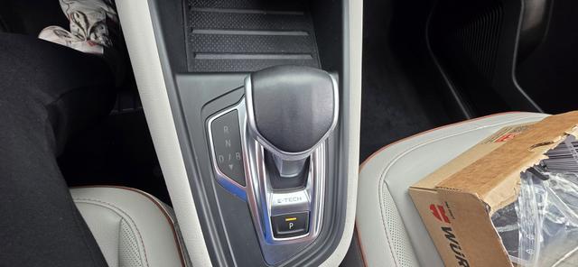 Renault Captur 1.6 E-TECH Plug-in 160 Initiale Paris AHK ACC 