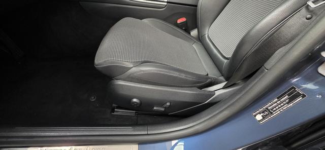 Mercedes-Benz C-Klasse T-Modell 300 e T 9G-TRONIC Avantgarde 