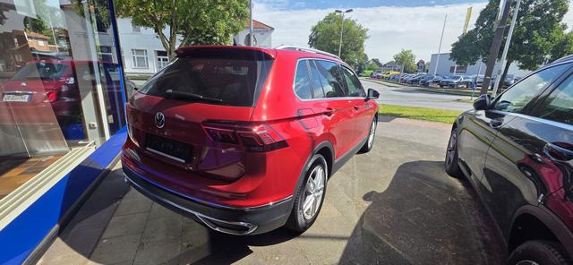 Volkswagen Tiguan 2.0 TDI SCR DSG Elegance AHK Navi LED DCC 