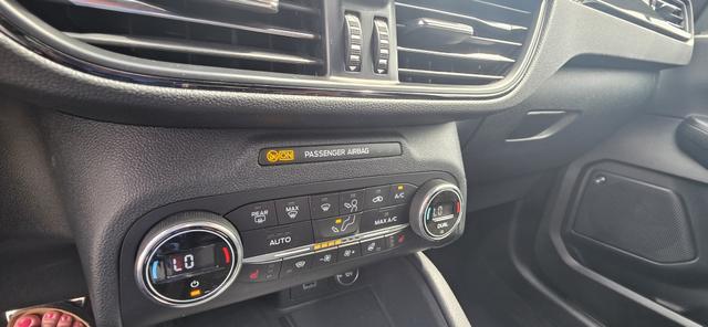 Ford Kuga 2.5 Duratec PHEV ST-LINE X ACC LED Head-Up 
