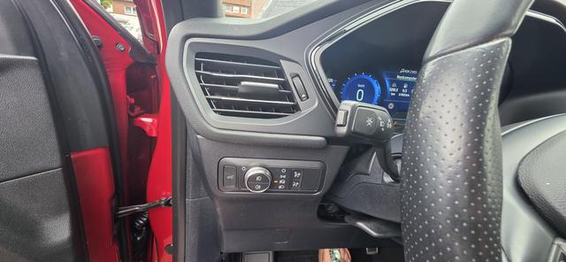 Ford Kuga 2.0 EcoBlue 4x4 Aut. ST-LINE X AHK LED ACC 