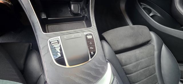 Mercedes-Benz GLC 300 de 4Matic 9G-TRONIC AMG Line AHK Pano Navi Led 