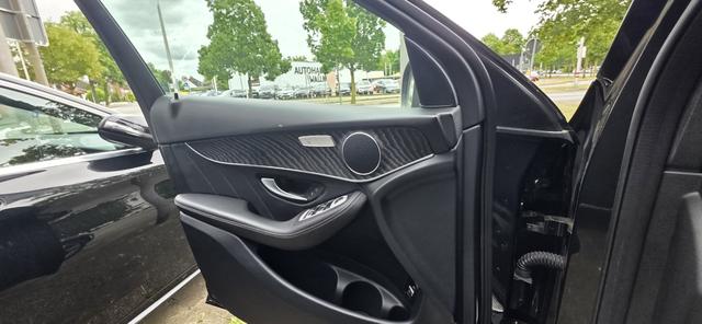 Mercedes-Benz GLC 300 de 4Matic 9G-TRONIC AMG Line AHK Pano Navi Led 
