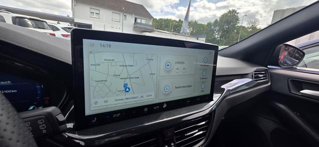 Ford Focus Turnier 1.5 EcoBlue Aut. ST-LINE X ACC TWA LED Head-Up 
