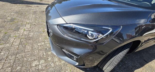 Ford Focus Turnier 2.3 EcoBoost S&S ST mit Styling-Paket LED Camera 