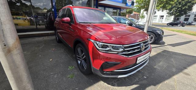 Volkswagen Tiguan 2.0 TDI SCR DSG Elegance AHK Navi LED DCC 