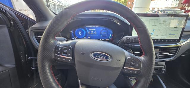 Ford Focus Turnier 1.5 EcoBlue Aut. ST-LINE X AHK LED ACC 
