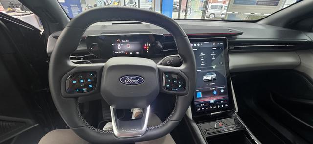 Ford Explorer Extended Range RWD 77kWh Premium AHK Pano Head-Up 