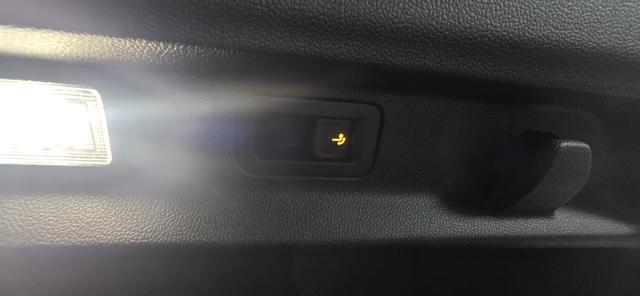 Ford Explorer Extended Range RWD 77kWh Premium AHK Pano Head-Up 