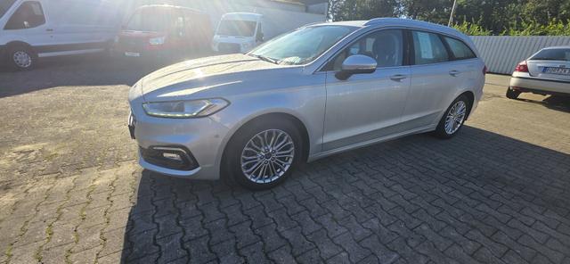 Ford Mondeo Turnier - 2.0 EcoBlue Aut. Titanium AHK ACC Navi LED