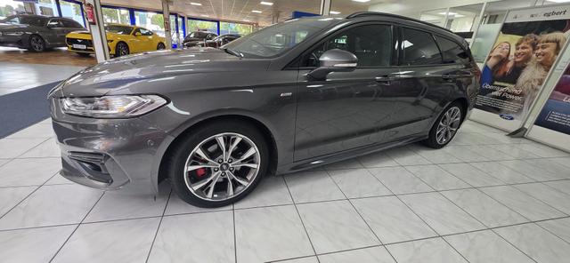 Ford Mondeo Turnier - 2.0 EcoBlue Aut. ST-Line AHK Navi LED ACC