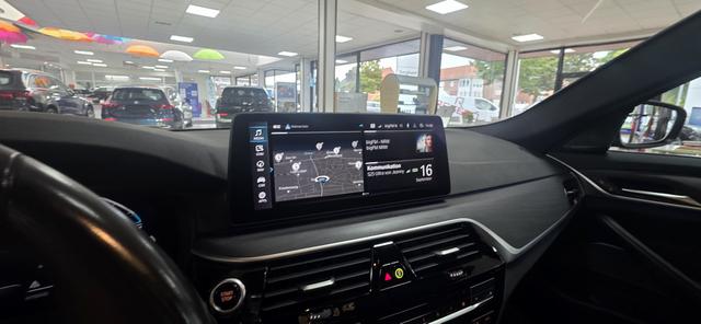 BMW 5er Touring 530e Aut. LED ACC Harman 