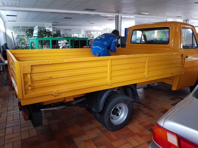 Ford Transit Transporter 78 LCX Pritschenwagen LKW 