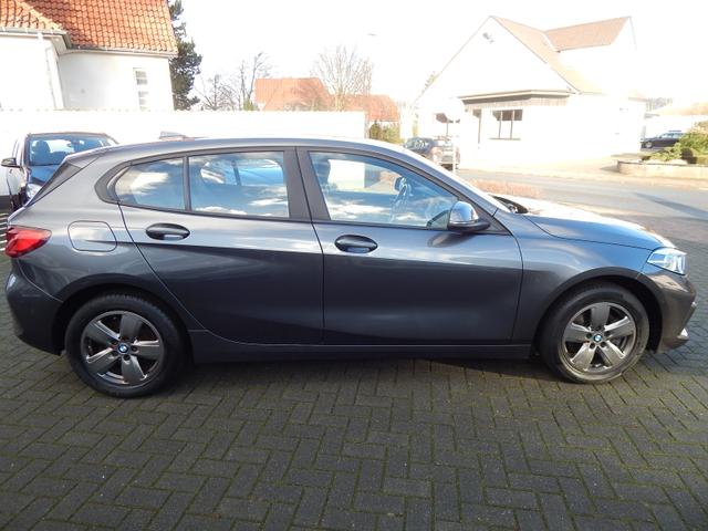 BMW 1er 118iA Advantage Navi LED Sportsitz SHZ PA 