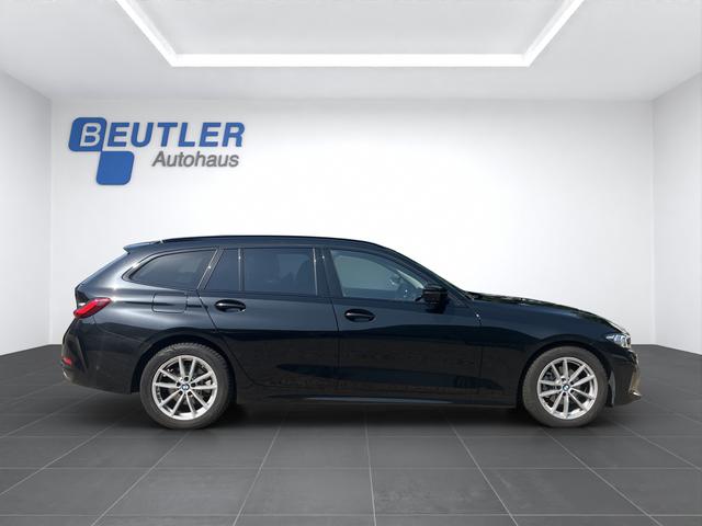 BMW 3er Touring 318i aLED HeadUp 360°-Kam Ganzjahresreifen 