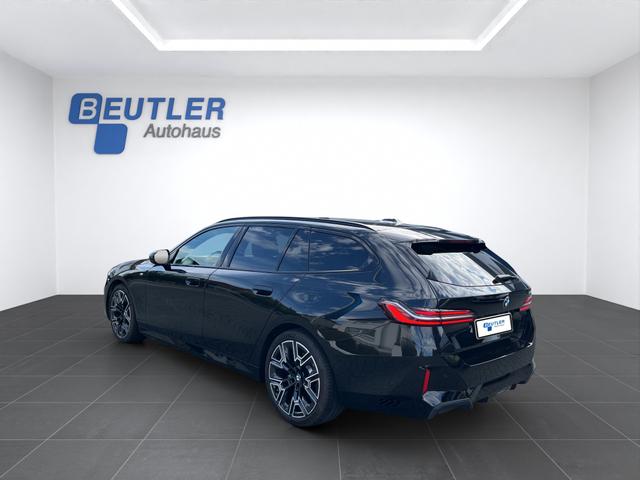 BMW 5er Touring 520i M Sport 20" HUD 360°-Kam ACC mit Lenkass. 