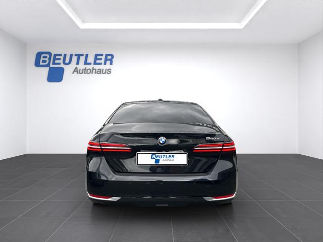BMW 5er 520d Limousine aLED eSitze 360°Kam HUD 