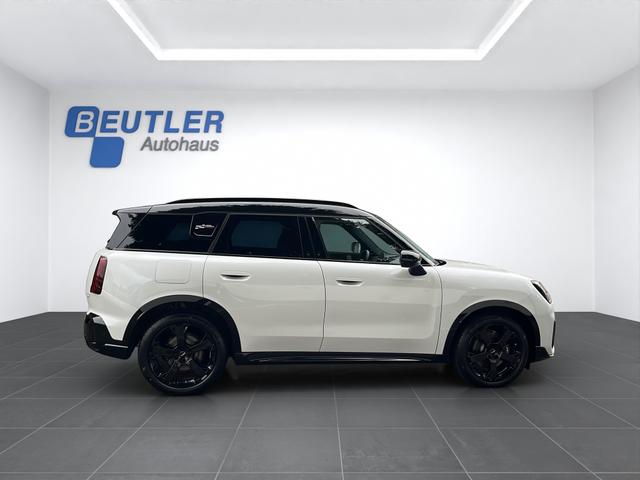 MINI Countryman C JCW Trim Pano HeadUp eAHK eSitze 
