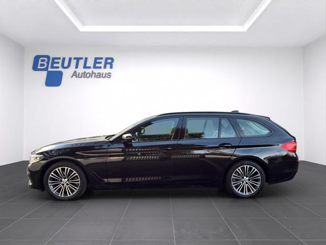 BMW 5er Touring 520d Sport Line 