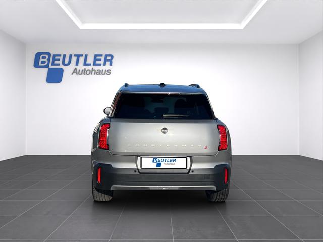 MINI Countryman S ALL4 Classic Trim Paket XL 