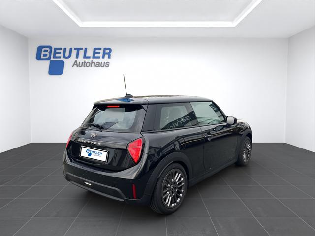 MINI Cooper C Favoured Trim Head-Up Keyless H&K 