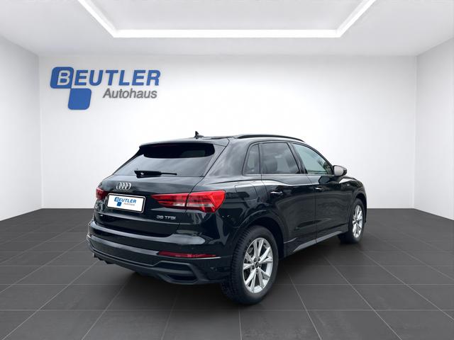 Audi Q3 35 1.5 TFSI S Line 18" Panorama LED 