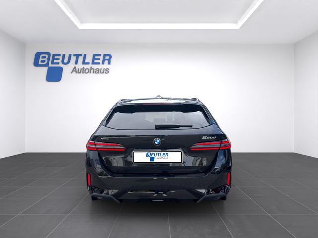 BMW 5er Touring 520d xDrive M Sport Pro 21" Pano eAHK DrivAss+ B&W 