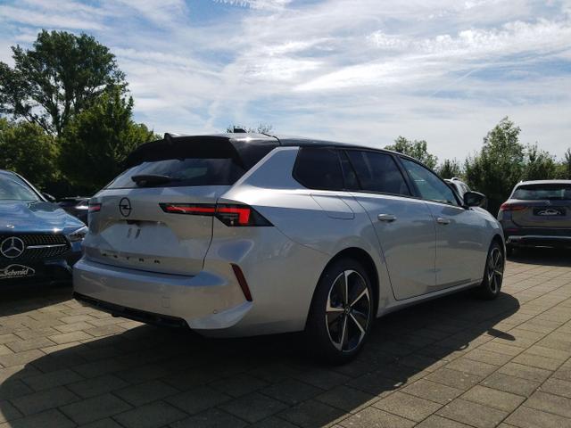 Opel / Astra Sports Tourer / / / / 