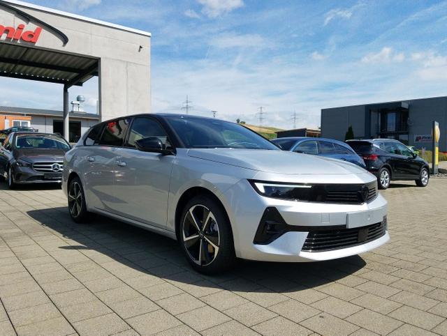 Opel / Astra Sports Tourer / / / / 
