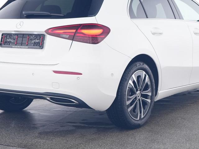 Mercedes-Benz A-Klasse 180, AHK, 7G-DCT, Progr. Advanced, Winter-Pak., Kamera, SHZ, LED, MBUX, Spiegel-Paket 