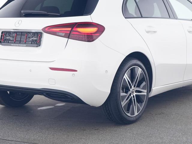 Mercedes-Benz A-Klasse 180, Night-Paket, 7G-DCT, Progr. Advanced, Winter-Pak., Kamera, SHZ, LED, MBUX, Spiegel-Paket 