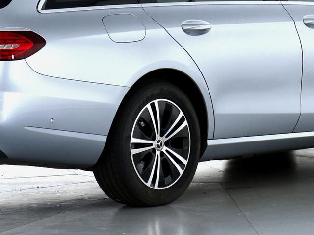 Mercedes-Benz E-Klasse T-Modell E 220 T d, Avantgarde, Rückfahrkam., MBUX Premium Pak., SHZ, Spiegel-Paket 